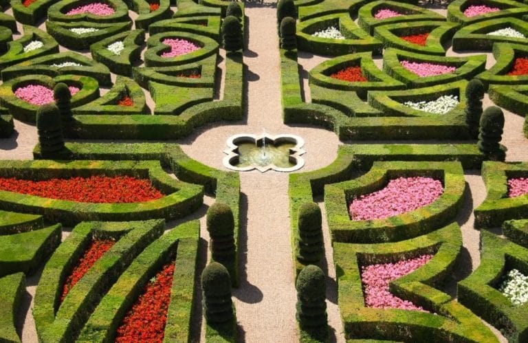 Les 5 astuces qui apportent une touche “jardin à la française” - Depuis