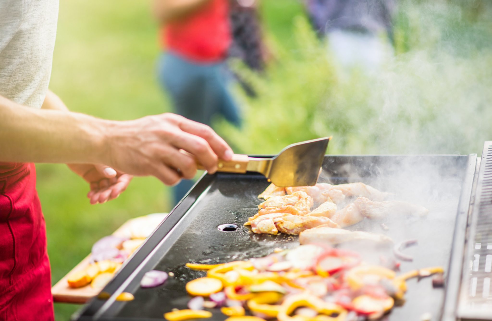 Barbecue, plancha : 20 idées pour un repas convivial au jardin